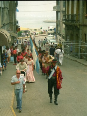 1990